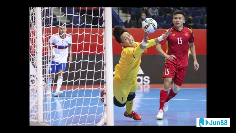 Luật thủ môn sân 5 thực tế